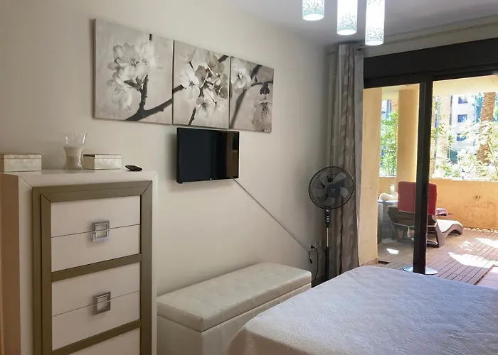 Apto. En Primera Línea De Playa Apartamento *