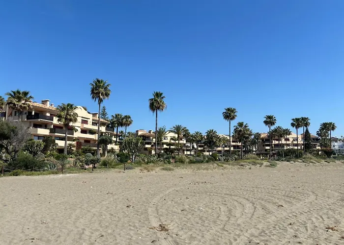 Apartment Apto. En Primera Linea De Playa Estepona